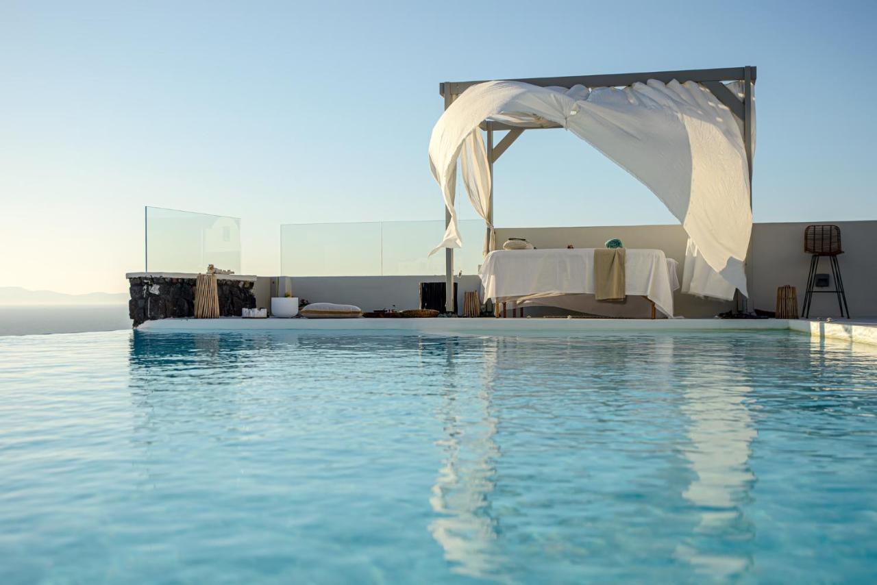 Adorno Oia Hotel Buitenkant foto