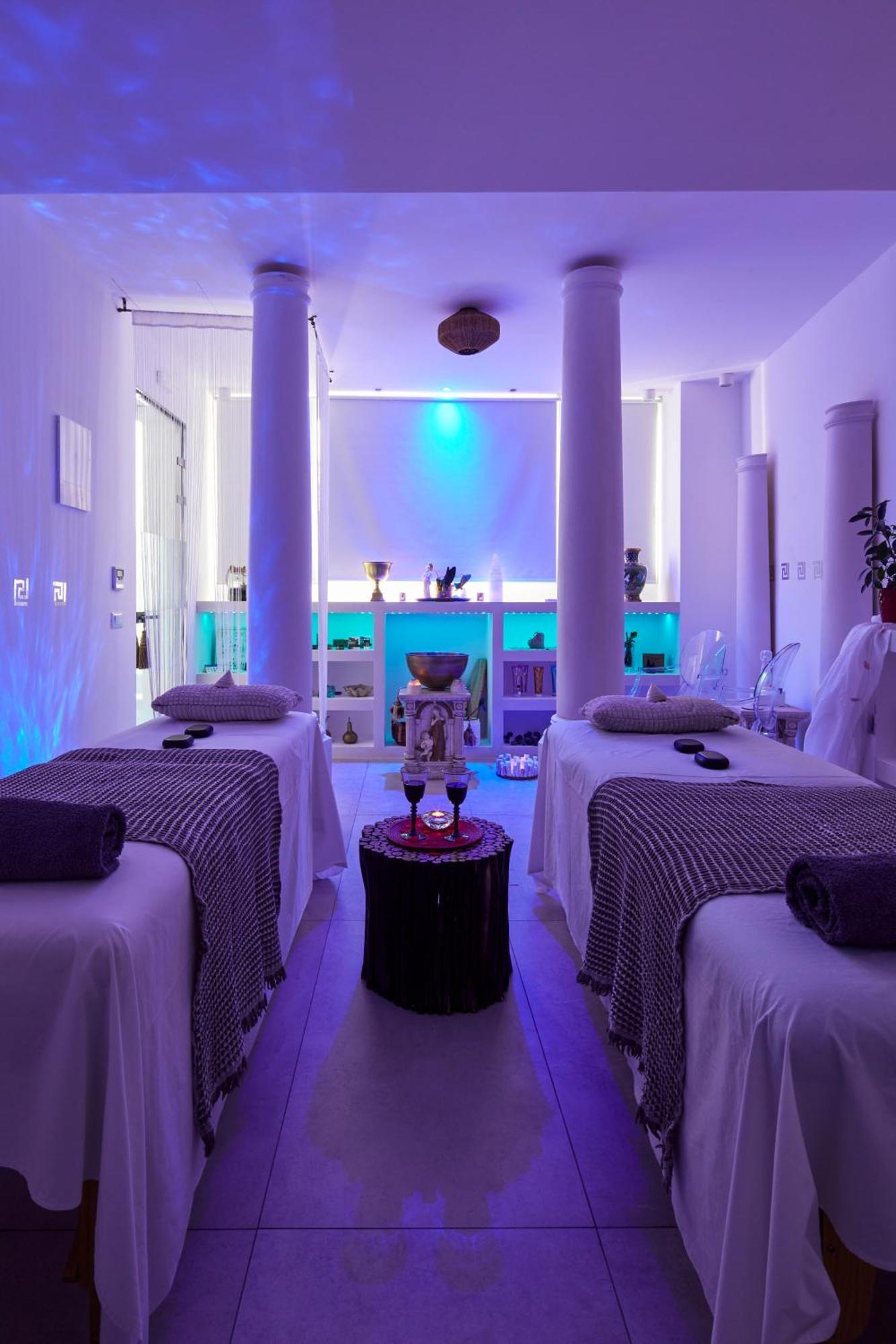 Adorno Oia Hotel Buitenkant foto