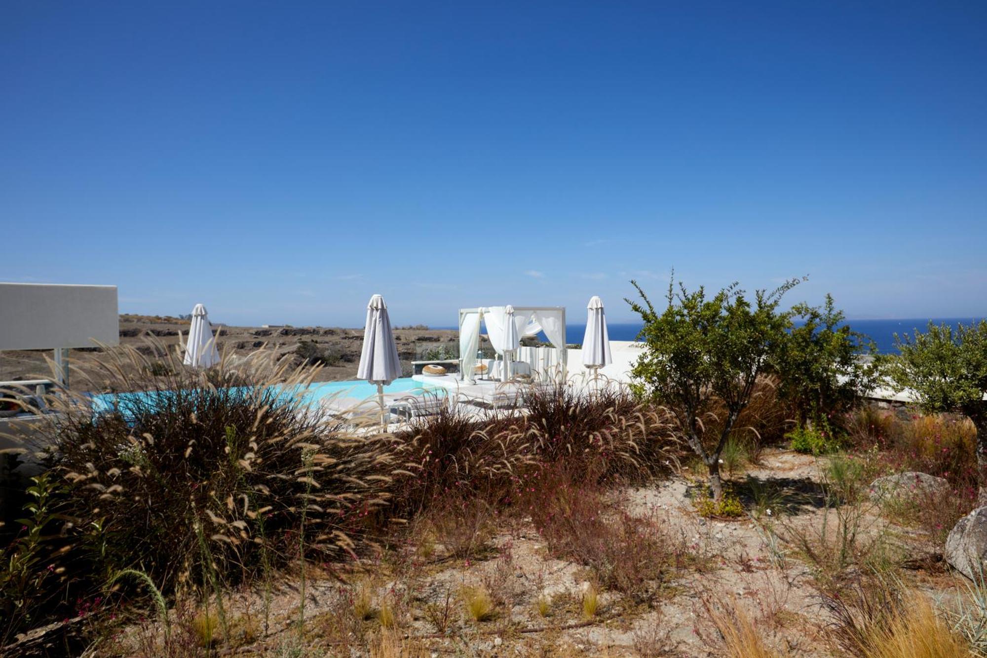 Adorno Oia Hotel Buitenkant foto