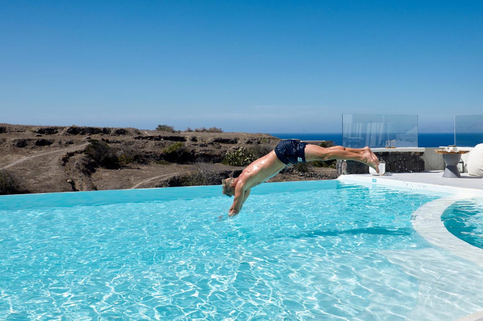 Adorno Oia Hotel Buitenkant foto
