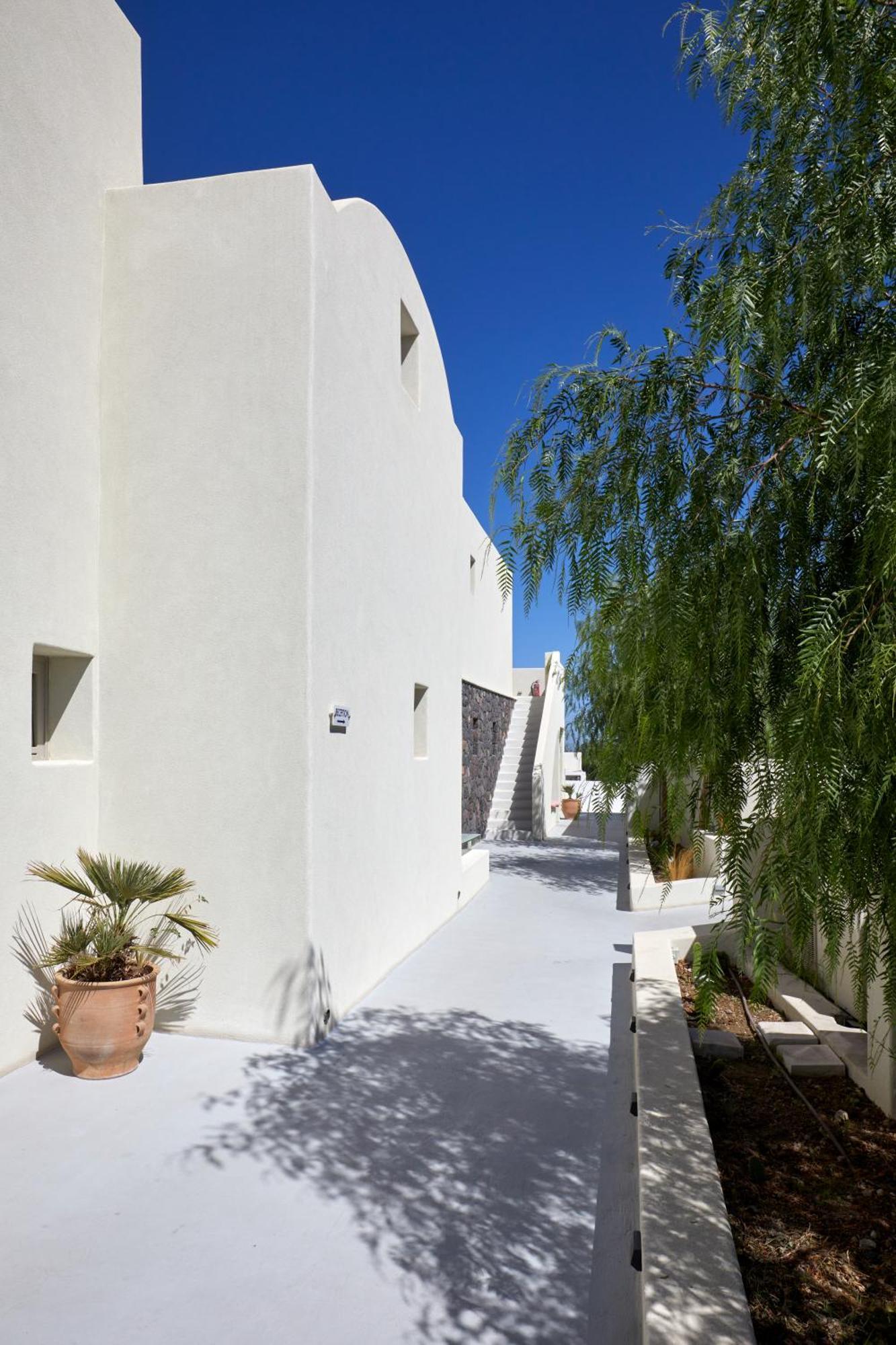 Adorno Oia Hotel Buitenkant foto