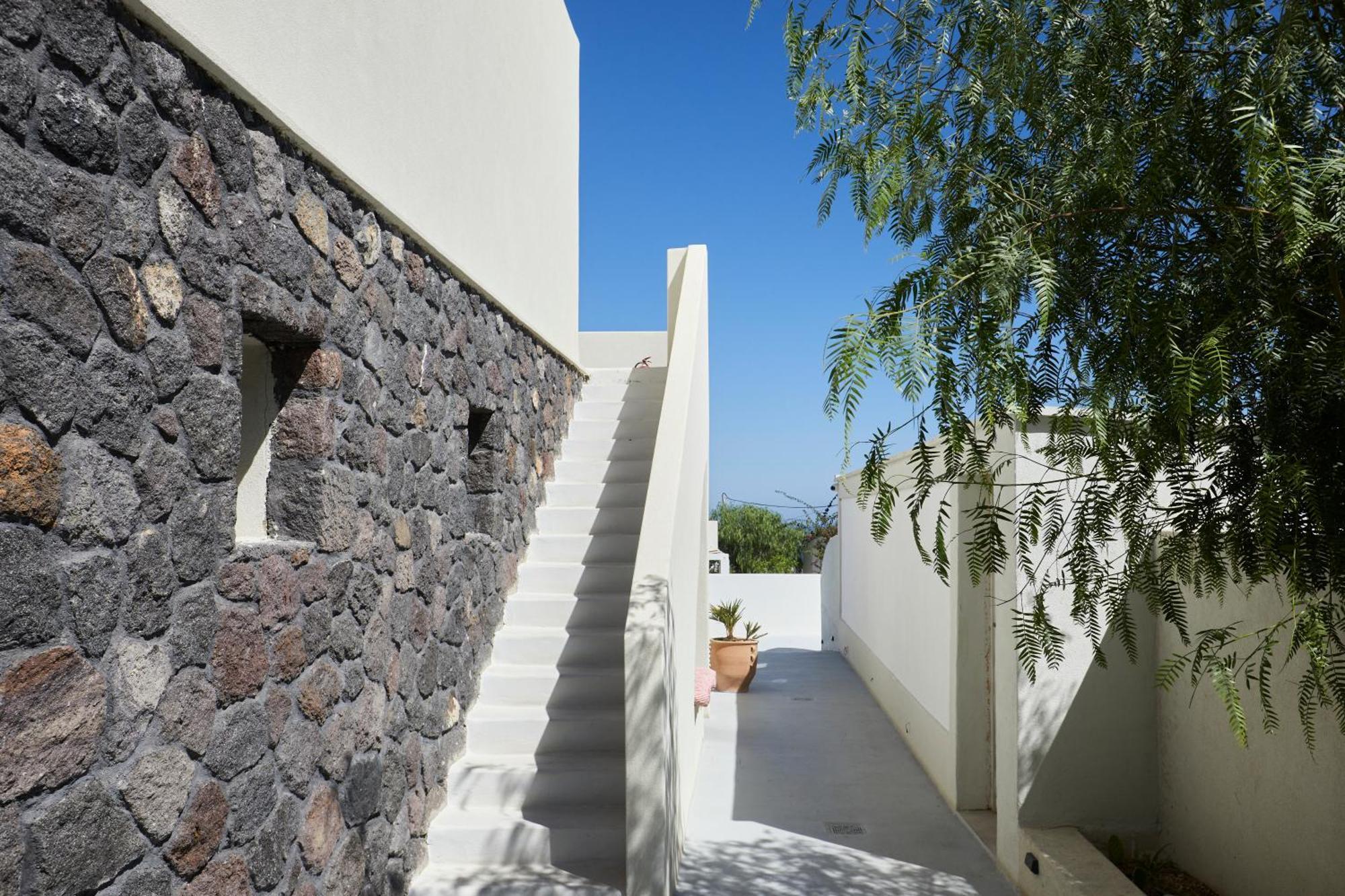 Adorno Oia Hotel Buitenkant foto